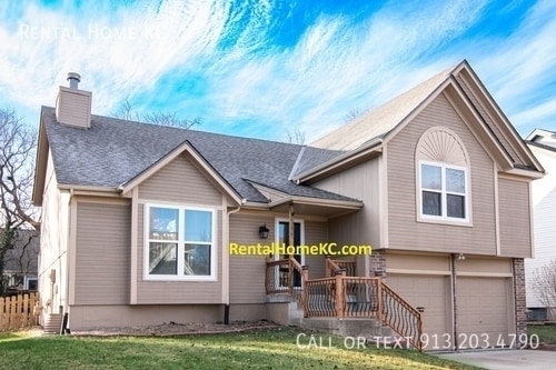 property at 1391 E 155th St