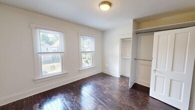 46 W Blake Ave in Columbus, OH - Building Photo - Building Photo