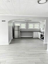 213 N Haddon Ave in Haddonfield, NJ - Building Photo - Building Photo