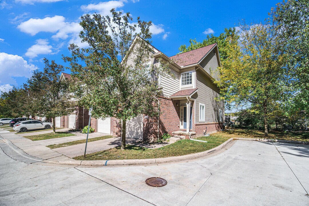 3029 Aspen Lane in Ann Arbor, MI - Building Photo