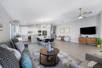 49771 Lincoln Dr in Indio, CA - Building Photo - Building Photo