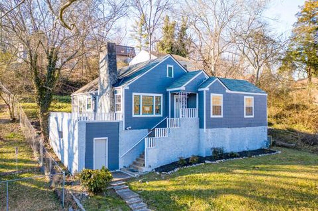 203 N Seminole Dr in Chattanooga, TN - Building Photo
