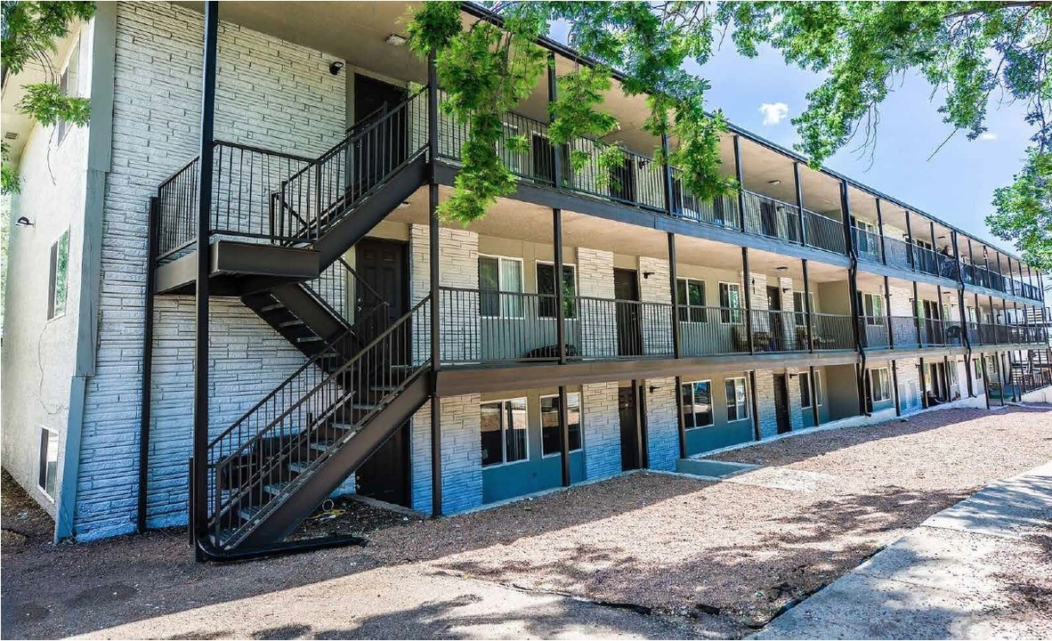 Westview Apartments in Colorado Springs, CO - Building Photo