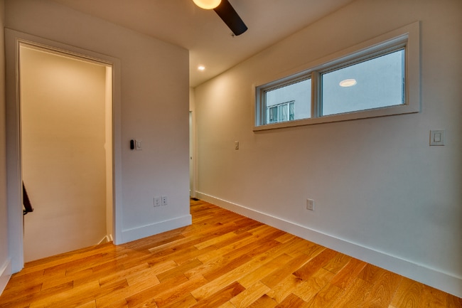 5835 Colorado Ave NW in Washington, DC - Foto de edificio - Building Photo