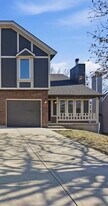 11631 Garnett St in Overland Park, KS - Building Photo