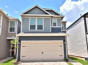 10506 Blankiet Ln. in Houston, TX - Building Photo - Building Photo