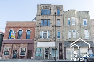 2971 S Archer Ave in Chicago, IL - Building Photo - Building Photo