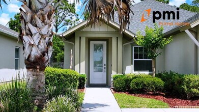 17948 Passionflower Cir in Clermont, FL - Building Photo - Building Photo