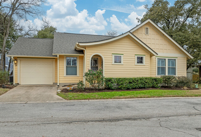 The Cottages at Lake Creek