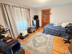 130 Bonner Ave, Unit 1 in Medford, MA - Building Photo - Building Photo