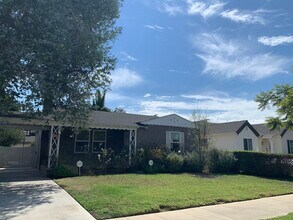 10564 Ayres Ave in Los Angeles, CA - Building Photo - Building Photo