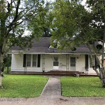 312 Hopson St in Lyon, MS - Building Photo