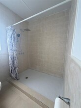245 SW 64th Ave in Miami, FL - Building Photo - Building Photo