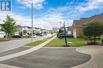 1018 Glenbourne Dr in Oshawa, ON - Building Photo - Building Photo