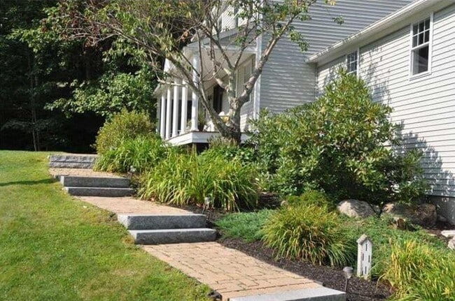 property at 9 Susan Ln