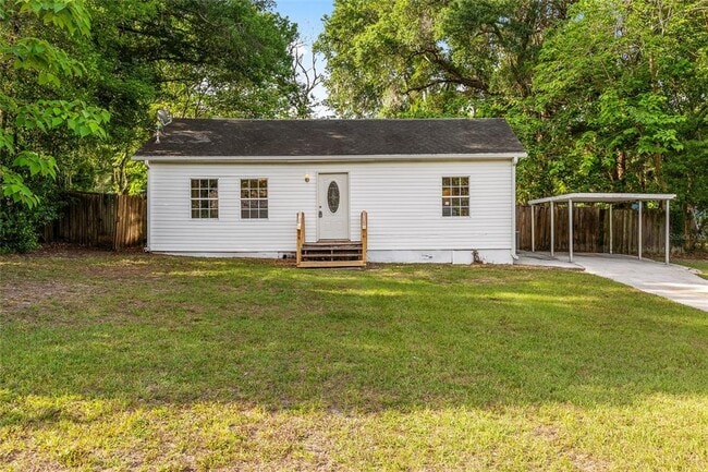 property at 1420 NE 23rd St