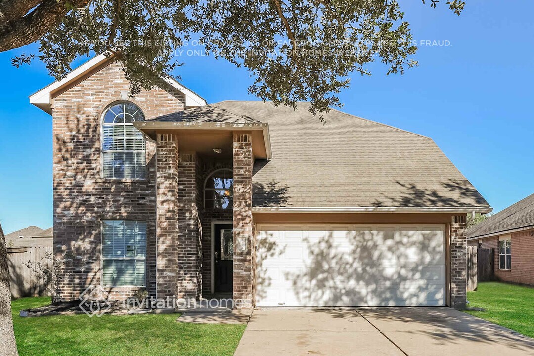 2111 Wildbrook Canyon Ln in Katy, TX - Building Photo