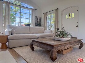 316 S Wetherly Dr in Beverly Hills, CA - Building Photo