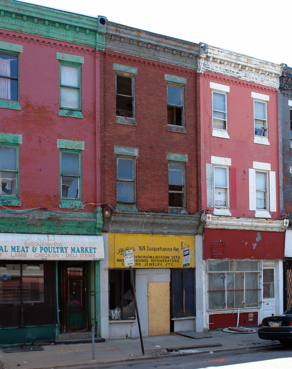 1614 W Susquehanna Ave in Philadelphia, PA - Building Photo