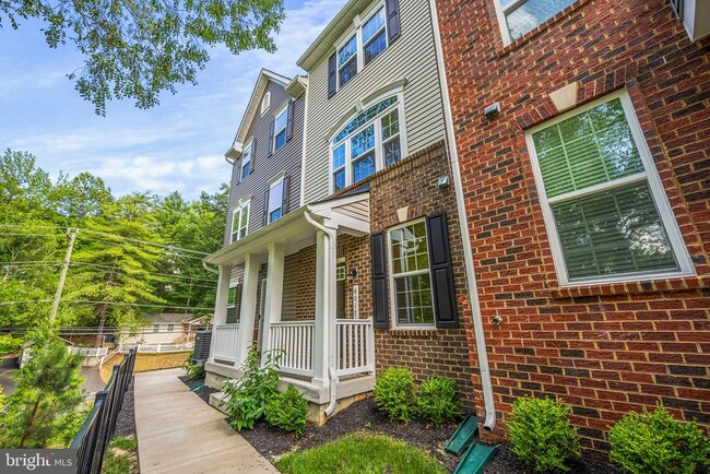 property at 4017 Holcomb Wy
