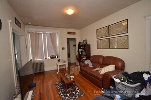 25 Walbridge St, Unit 17 in Boston, MA - Building Photo