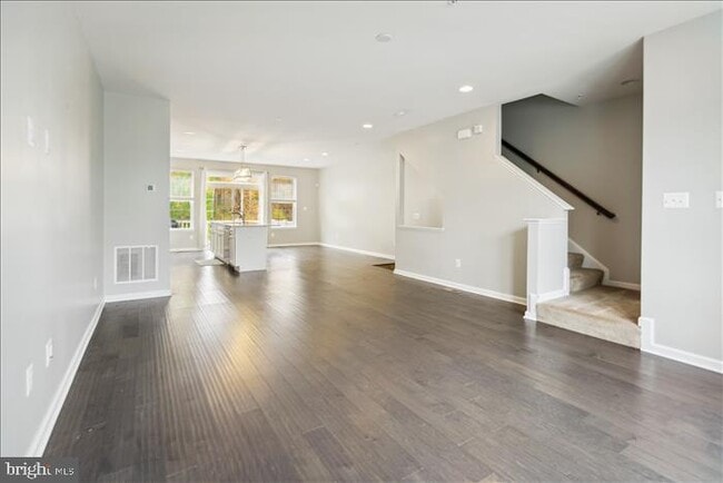 23123 Azalea Ln in California, MD - Building Photo - Building Photo