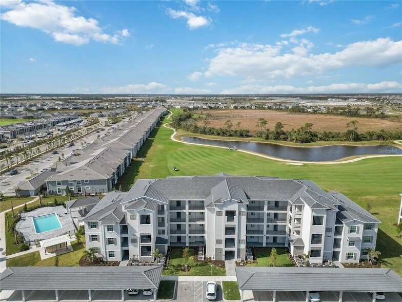 17565 Opal Sand Dr, Unit 207 in Venice, FL - Building Photo