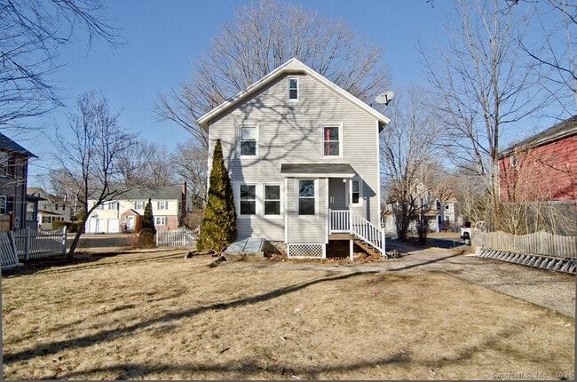 19 Fairview St in Simsbury, CT - Building Photo - Building Photo