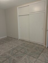 2241 Monroe St, Unit 10 in Hollywood, FL - Building Photo - Building Photo