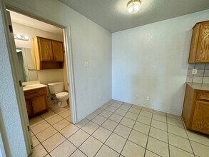 411 E Central Texas Expy in Killeen, TX - Building Photo - Building Photo