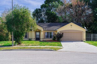 942 Whisler Ct in St. Cloud, FL - Building Photo