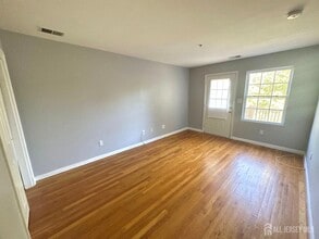 111 Harris Ave in Middlesex, NJ - Building Photo - Building Photo