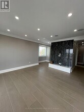 8 Lorne Bruce Dr in Toronto, ON - Building Photo - Building Photo