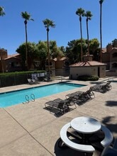 5220 Mission Carmel Ln, Unit 101 in Las Vegas, NV - Building Photo - Building Photo