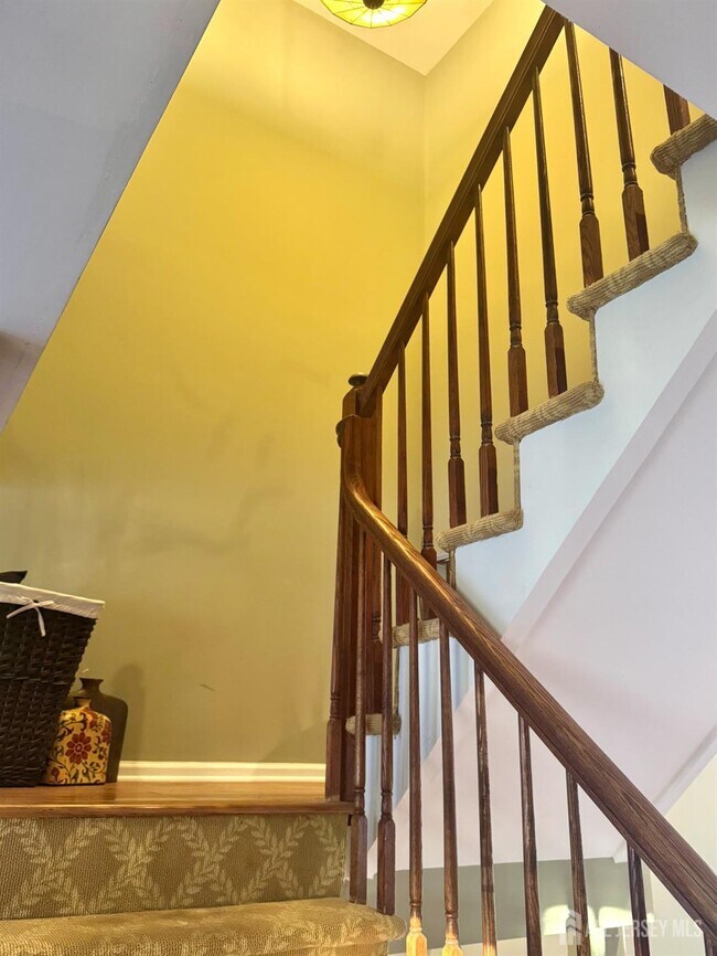 32 Ketley Pl in Princeton, NJ - Foto de edificio - Building Photo