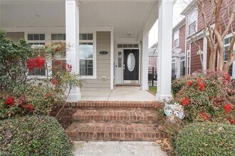 5616 Memorial Dr in Virginia Beach, VA - Foto de edificio - Building Photo