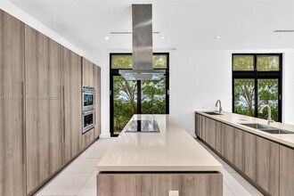 1350 98th St in Bay Harbor Islands, FL - Building Photo - Building Photo