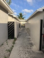 800 Clubhouse Dr, Unit 4