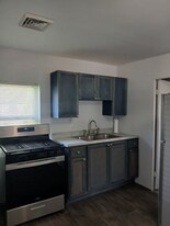 0 Sea View Dr in Warwick, RI - Building Photo