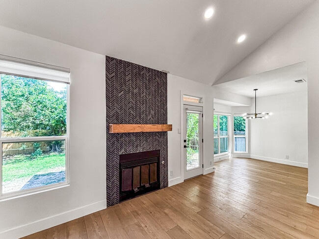 property at 16364 Edgemere Dr