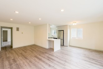 1850 11th St in Santa Monica, CA - Foto de edificio - Interior Photo