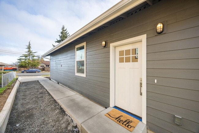 property at 1120 W 8th St