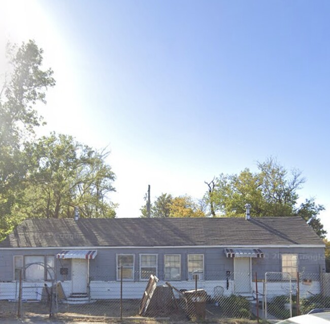 2885 S Rutan St in Wichita, KS - Foto de edificio - Building Photo