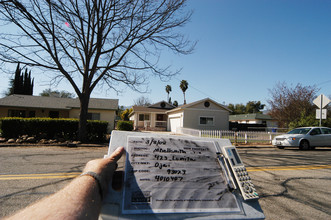 423 Lomita Ave in Ojai, CA - Foto de edificio - Other