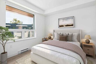 4502 Rupert St in Vancouver, BC - Building Photo - Building Photo