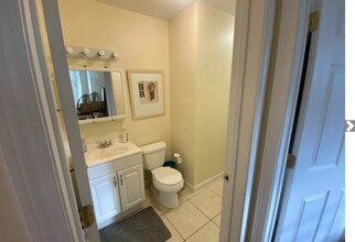 45 Florence St, Unit 1 in Somerville, MA - Building Photo - Building Photo