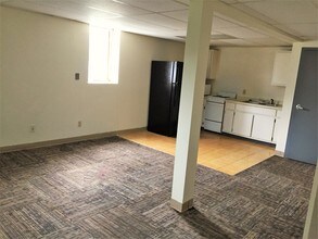 955 4th St SW-Unit -959 in Valley City, ND - Foto de edificio - Building Photo