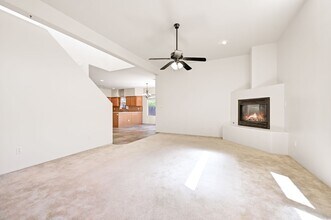 7023 Vuelta Vistoso in Santa Fe, NM - Building Photo - Building Photo