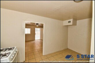 908 Park St in El Paso, TX - Building Photo - Building Photo
