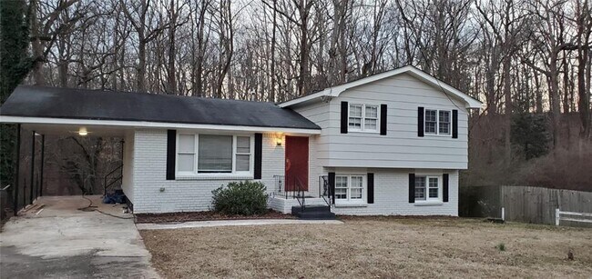 property at 2647 Hatfield Cir SE
